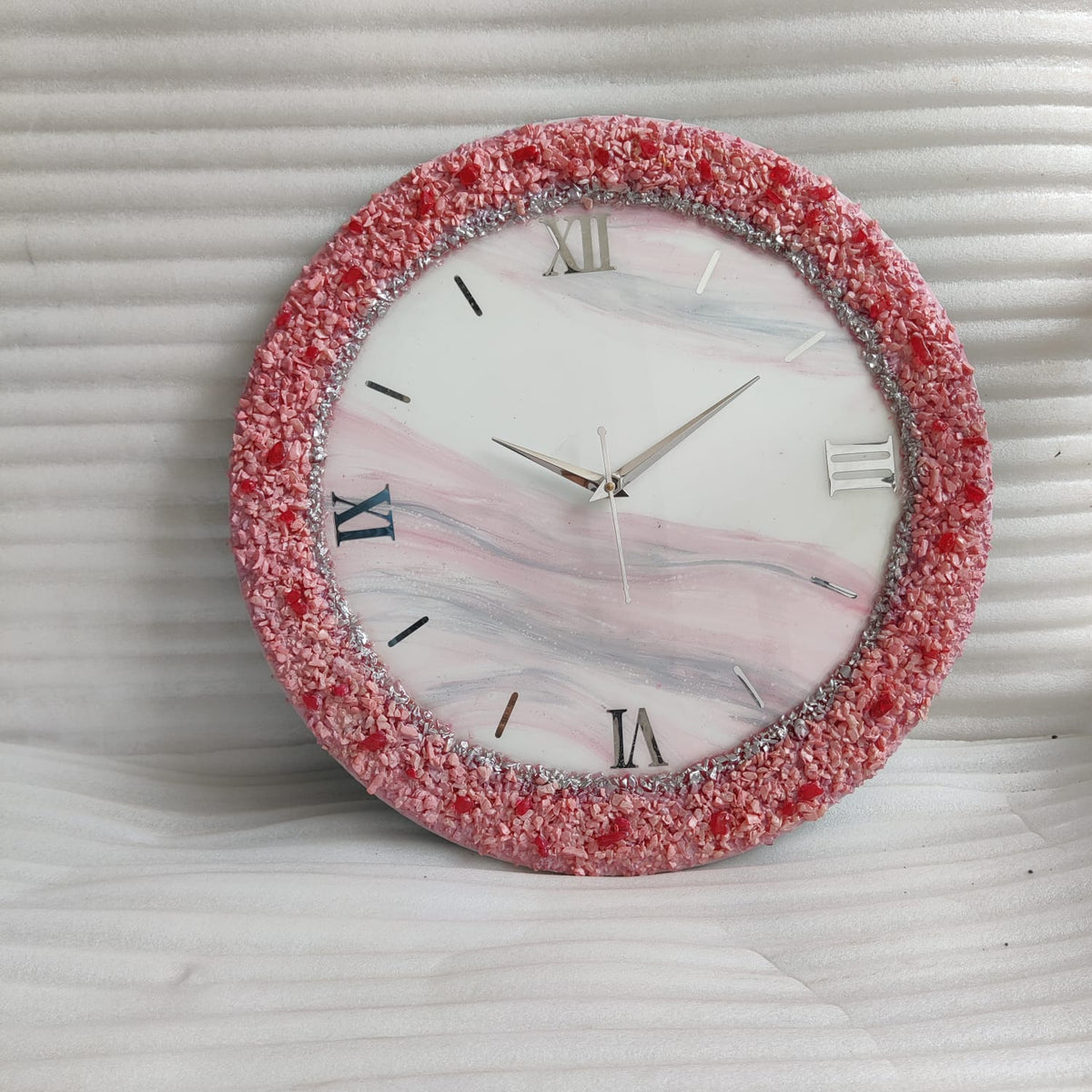 Rosé Crystal Harmony Luxury Resin Wall Clock – Pink Marble Roman Edition