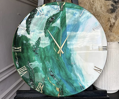 Emerald Tide Majesty Luxury Resin Wall Clock – Ocean Green Roman Edition