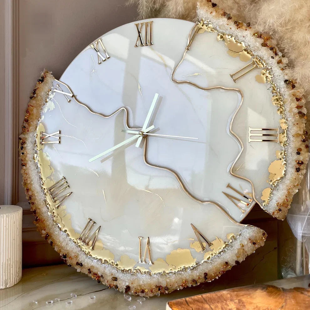 Moonmilk - Silent Round Clock by Azaro