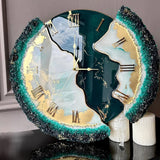 Green Whisper – A Luxe Nature-Inspired Resin Wall Clock